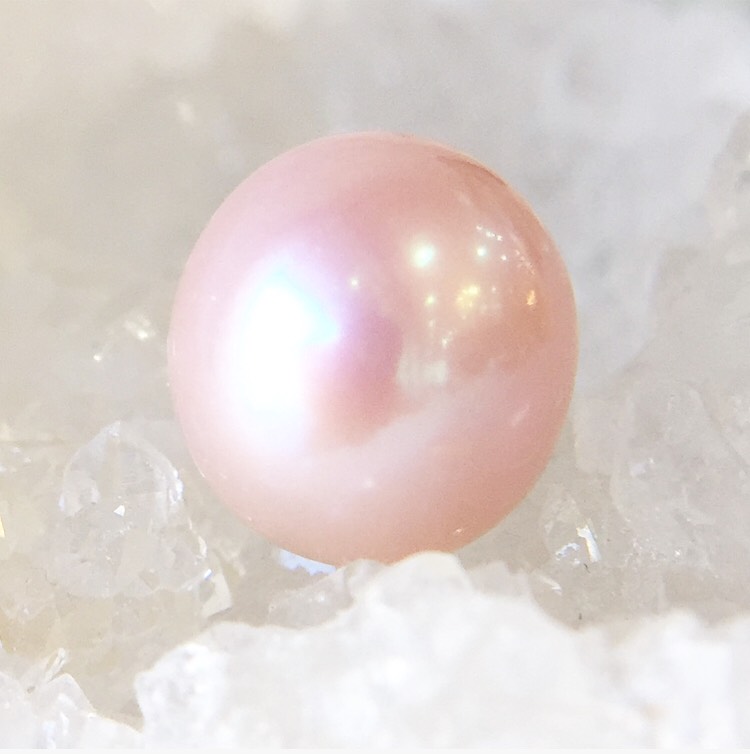 【鑑別済み】ピンク淡水真珠（セミラウンド）粒販売 031のパワーストーン